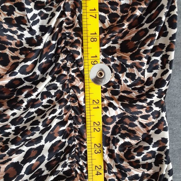 City Triangles Dress Size Medium Leopard Print Mini Dress, Padded Bra - Picture 4 of 7